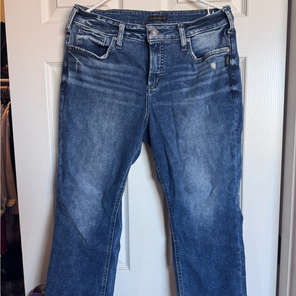 Silver 👖 Medium Wash Straight-Leg Jeans
